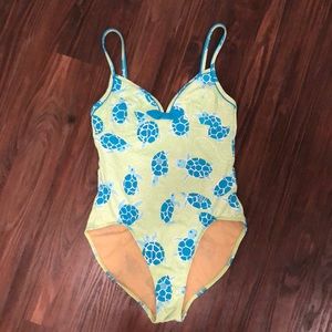 LILLY PULITZER bathing suit!